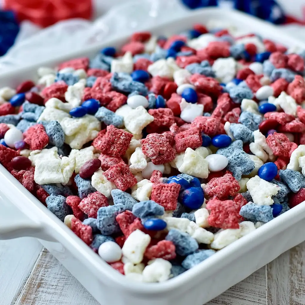 Patriotic Muddy Buddies Recipe – Easy Red White and Blue Treat 4 Patriotic Muddy Buddies