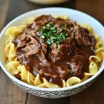 Slow Cooker Beef & Noodles